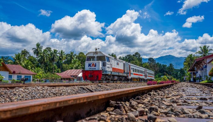 PT KAI Percepat Reaktivasi Jalur Kereta Api di Sumbar