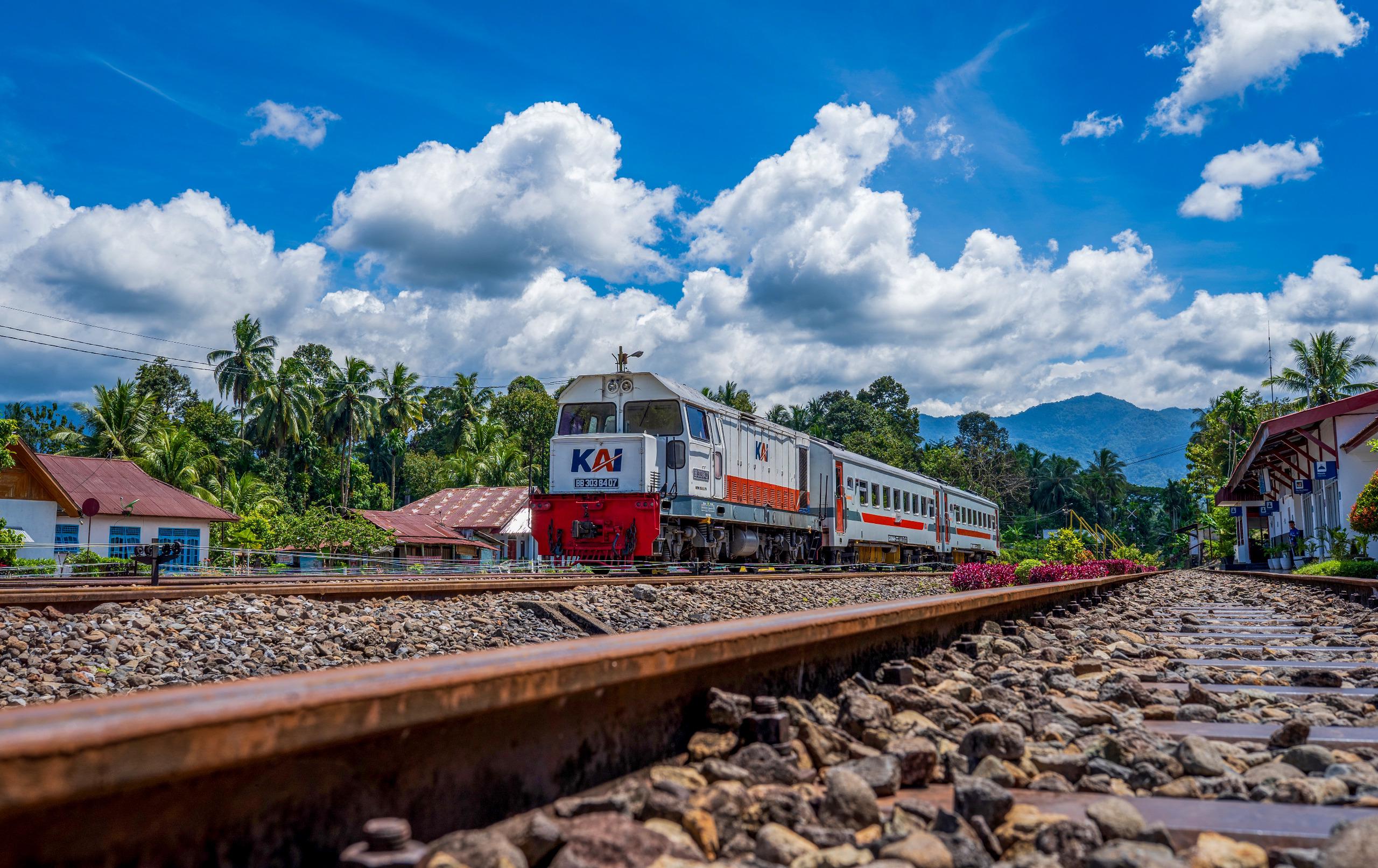 kai-sumbar-catat-tiket-ka-padang–kayutanam-terjual-lebih-dari-100-persen-selama-libur-paskah