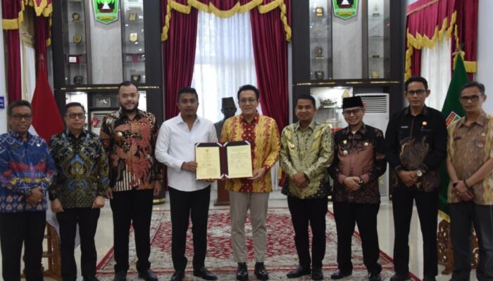 Pemkot Padang Gandeng Tiga Daerah Olah Sampah Jadi Listrik