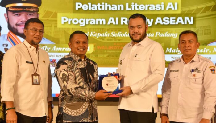 Pemko Padang Percepat Transformasi Digital Melalui Pelatihan Kecerdasan Buatan