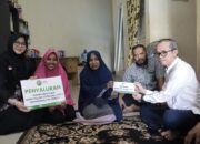 dibantu-laz-fk,-rektor-unand-kunjungi-rumah-mahasiswa-terancam-putus-kuliah