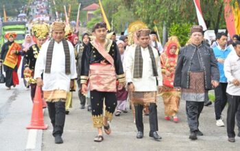 Wagub Sumbar Dorong Pawai Budaya Perkuat Modal Sosial Solok
