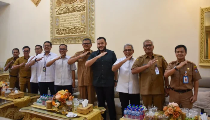 Pemko Padang Perluas Perlindungan 37.648 Pekerja Rentan Lewat BPJS