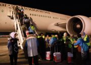 393-jemaah-haji-kloter-gabungan-sumbar-bengkulu-resmi-bertolak-ke-madinah