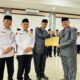 H. Amril resmi dilantik dan diambil sumpah jabatannya oleh Kepala Kantor Wilayah Kemenag Provinsi Sumatera Barat, H. Mustafa, di Aula Amal Bhakti I Kanwil Kemenag Sumbar, Senin (27/4).