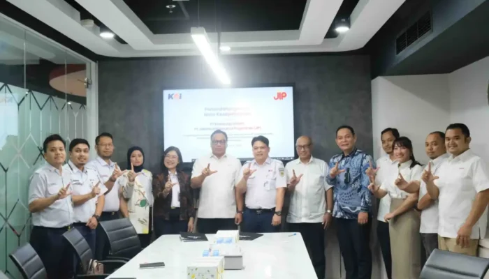 JIP Perkuat Infrastruktur Digital LRT Jabodebek Lewat MOU KAI Pariwisata