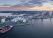 PT Pupuk Indonesia (Persero) merupakan produsen pupuk Urea terbesar di Asia, Timur Tengah, dan Afrika Utara dengan total kapasitas produksi pabrik pupuk mencapai 14,6 juta ton per tahun.