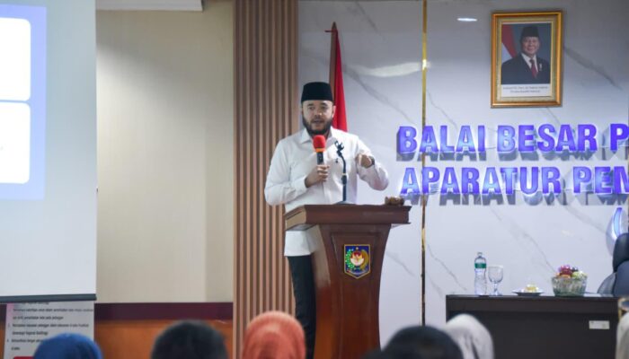 Hadiri PKA di Bukittinggi, Fadly Amran Dorong ASN Berani Berubah