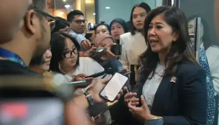 Menkomdigi Minta Publik Hentikan Sebaran Video Kecelakaan KRL