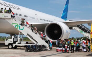 Embarkasi Padang Berangkatkan 391 Jemaah Haji Kloter Tujuh ke Madinah
