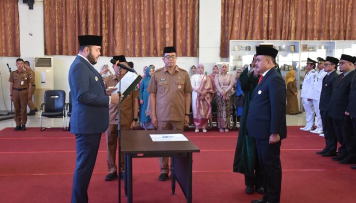 Wali Kota Padang Lantik Raju Minropa Jadi Sekda Definitif