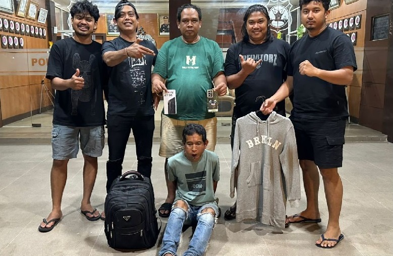 tim-klewang-ringkus-pelaku-curat-yang-gasak-emas-dan-laptop-di-padang