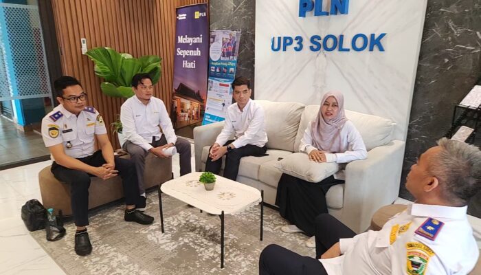 PLN dan Pemkab Solok Percepat Meterisasi PJU