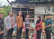korban-kebakaran-dapat-bantuan-dari-pemkab-dan-baznas-dharmasraya