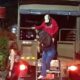 sisir-sejumlah-kafe-karaoke-di-padang,-14-pemandu-lagu-terjaring-razia-satpol-pp