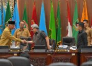 dprd-sumbar-bahas-ranperda-pendidikan-dan-perlindungan-petani,-ini-catatan-mahyeldi