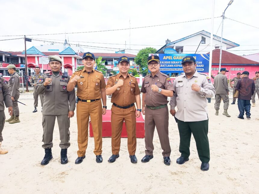 satpol-pp-padang-gelar-sertijab,-dua-jabatan-kabid-resmi-berganti