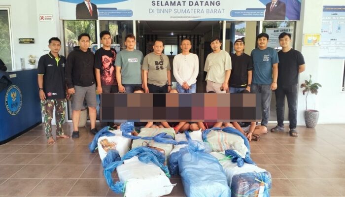 BNNP Sumbar Gagalkan Penyelundupan 150 Kilogram Ganja