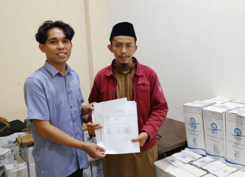 fokus-ibadah-di-tanah-suci,-distribusi-air-zamzam-jemaah-haji-padang-dijamin-aman