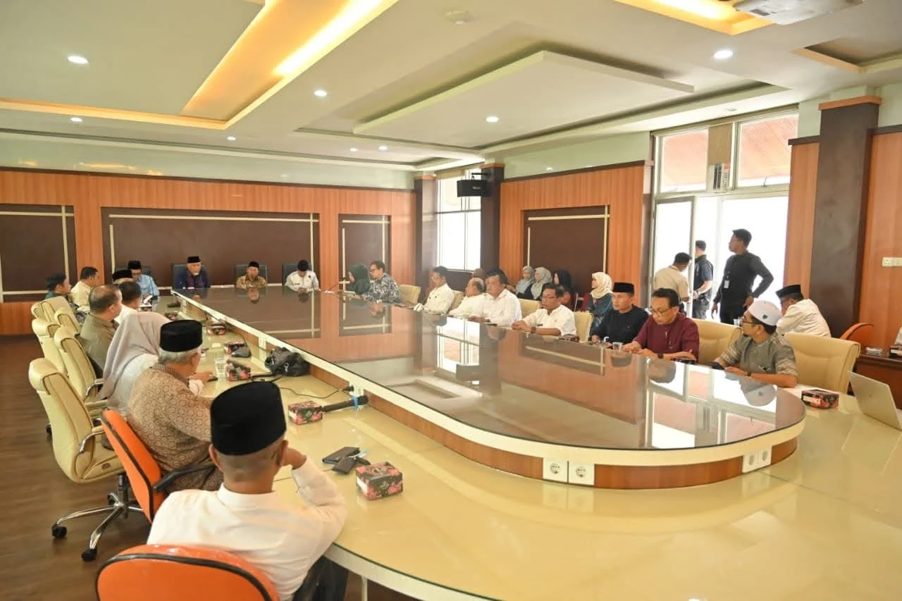 sumbar-siap-sukseskan-peringatan-satu-abad-jam-gadang