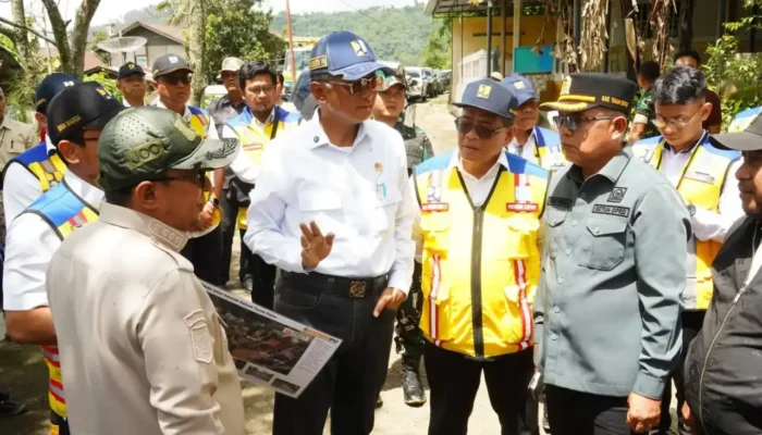 Menteri PU Tinjau Normalisasi Sungai dan Pembangunan Sekolah Rakyat di Tanah Datar