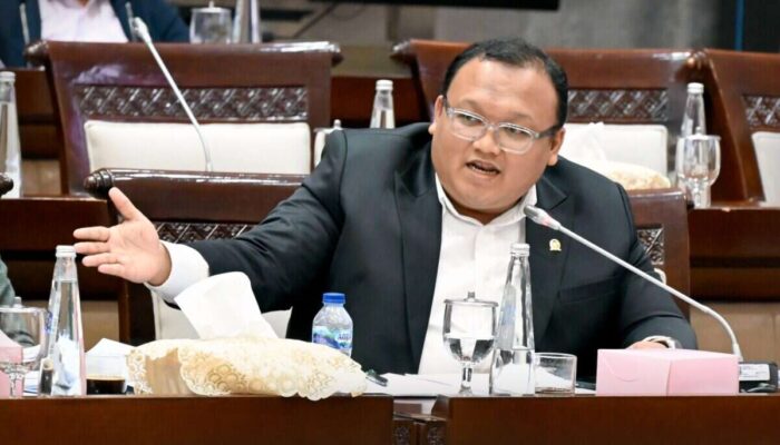 DPR Soroti Pentingnya Jaga Kepercayaan Pasar di Tengah Tekanan Rupiah
