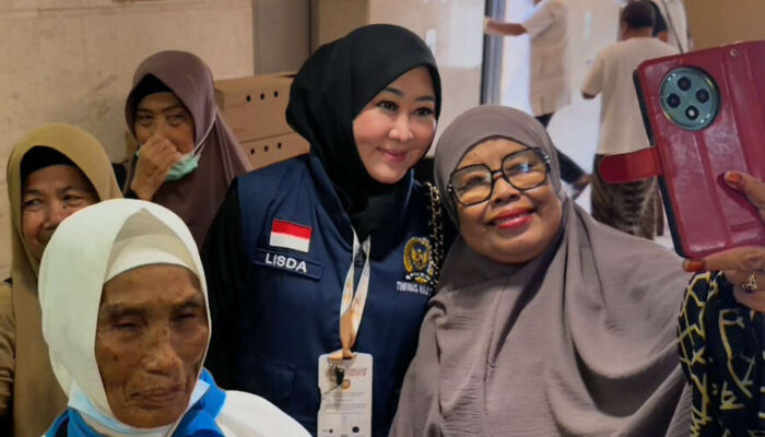 Lisda Hendrajoni Pastikan Kesiapan Jemaah Haji Sumbar 1 Menuju Arafah