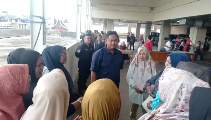 Pemko Padang Rangkul Pedagang untuk Revitalisasi dan Penataan Pasar Raya