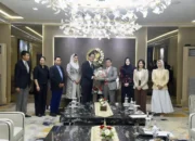Ketua Komisi I DPR RI, Utut Adianto, saat menerima kunjungan Duta Besar Thailand untuk Indonesia di Ruang Delegasi, Kompleks Parlemen, Senayan, Jakarta, Rabu (13/5/2026). Foto: Arief/Karisma