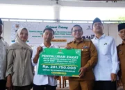 Sebanyak 198 calon mahasiswa asal Kabupaten Tanah Datar menerima bantuan beasiswa pendidikan untuk melanjutkan studi ke Perguruan Tinggi Negeri (PTN) melalui jalur Seleksi Nasional Berbasis Tes (SNBT) dan Seleksi Prestasi Akademik Nasional Perguruan Tinggi Keagamaan Islam Negeri (SPAN-PTKIN) tahun 2026.