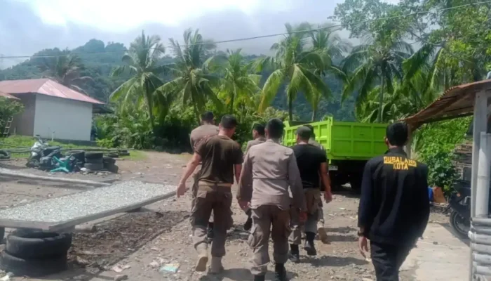 Lempar Batu ke Pengguna Jalan, Seorang Pria di Padang Dievakuasi ke RSJ