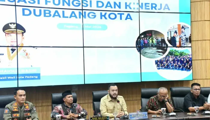 208 Dubalang Kota Patroli Malam, Wali Kota Padang Tekankan untuk Perkuat Ketertiban