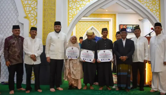 Wako Padang Uji Coba Absensi Wajah Digital pada Program Smart Surau