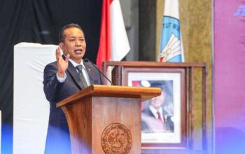 Menkop Ajak Lulusan Perguruan Tinggi Gerakkan Ekonomi Koperasi di Desa