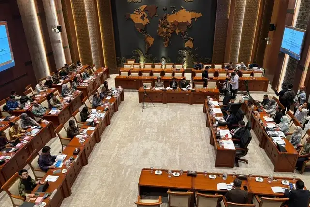 Suasana rapat di Komisi I DPR RI. Foto : Kumparan