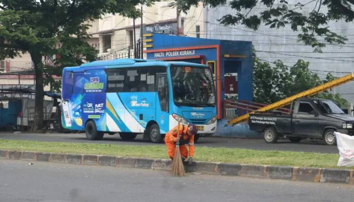 DLH Padang Terapkan Empat Standar Kebersihan Ruas Jalan Utama