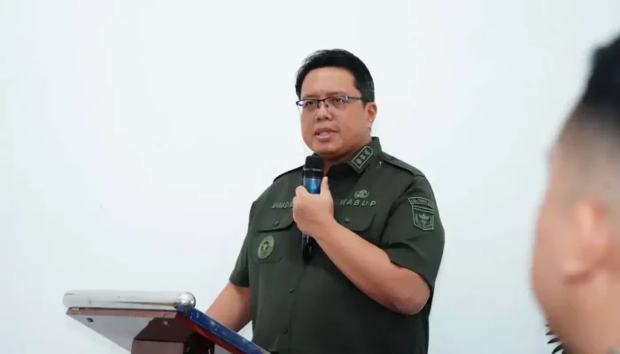 Kemnaker Salurkan Bantuan Padat Karya untuk Tujuh Nagari di Tanah Datar