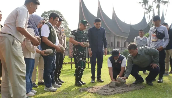 Pemko Padang Panjang Bangun Monumen Peringatan Satu Abad Gempa 1926