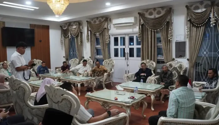 Pemko Padang Panjang Gandeng Akademisi Susun Buku Sejarah dan Budaya