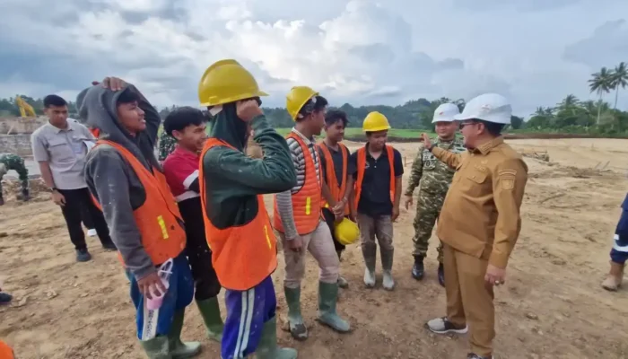 Percepat Pembangunan Huntap, Pemkab Tanah Datar Rekrut Tenaga Kerja Lokal