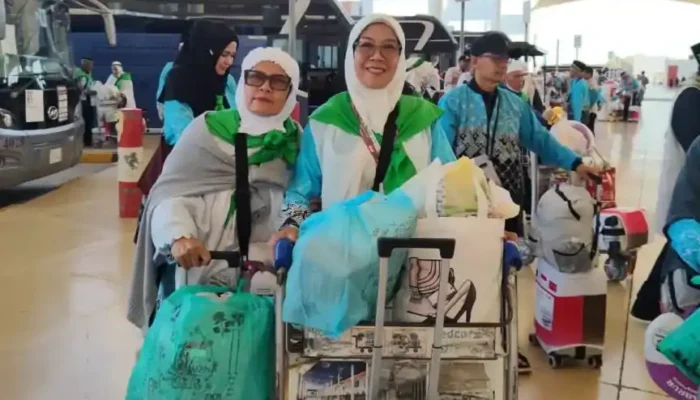 79 Jemaah Haji Padang Panjang Tiba Rabu Pagi