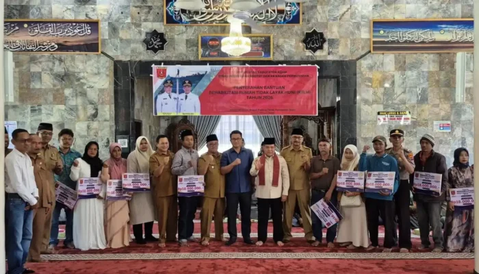 Pemkab Agam Salurkan Bantuan Dana Perbaikan 72 Rumah Tidak Layak Huni