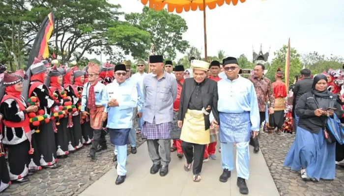 Dorong Ekonomi Lokal, Buka Festival Minangkabau 2026 Dihelat
