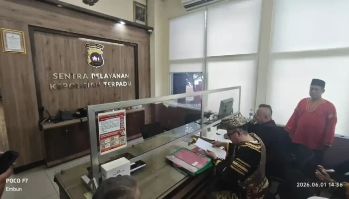 Mahkamah Adat Minangkabau Laporkan Abu Janda ke Polda Sumbar