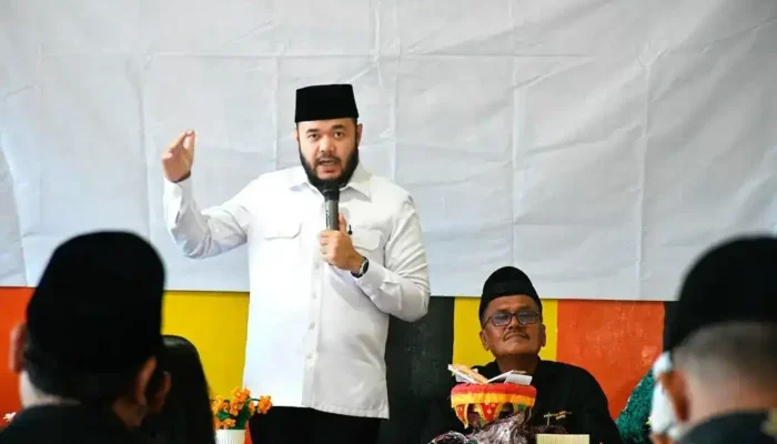 Pemko Padang Bakal Bangun Stadion Sepakbola di Bungus Teluk Kabung