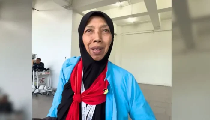 Kisah Guru Ngaji Asal Bukittinggi Tuntaskan Penantian Haji Sejak 2014