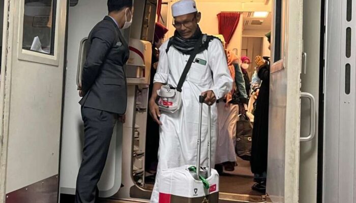 Kloter Terakhir Tiba, PPIH Debarkasi Padang Tuntaskan Proses Pemulangan Jemaah Haji 2026