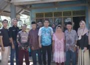 Wako Solok Serahkan Bantuan Presiden kepada Warga Terdampak Bencana