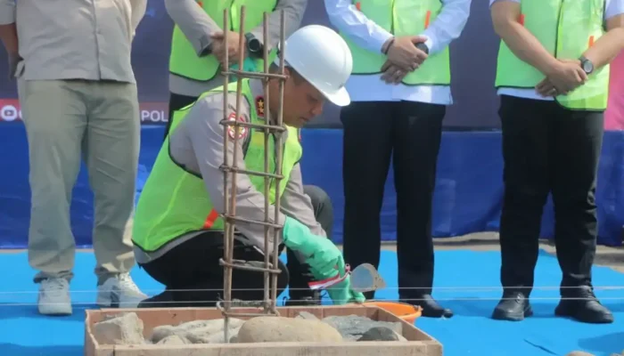 Kapolda Sumbar Letakkan Batu Pertama Pembangunan Gedung Baru Ditlantas di Padang