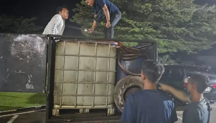 Polres Sijunjung Tangkap Tiga Pelaku Penimbunan BBM Subsidi Ilegal